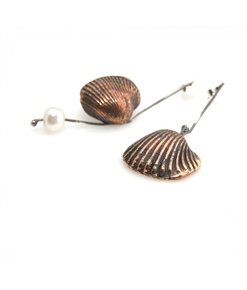 Cercei asimetrici Bronze shells