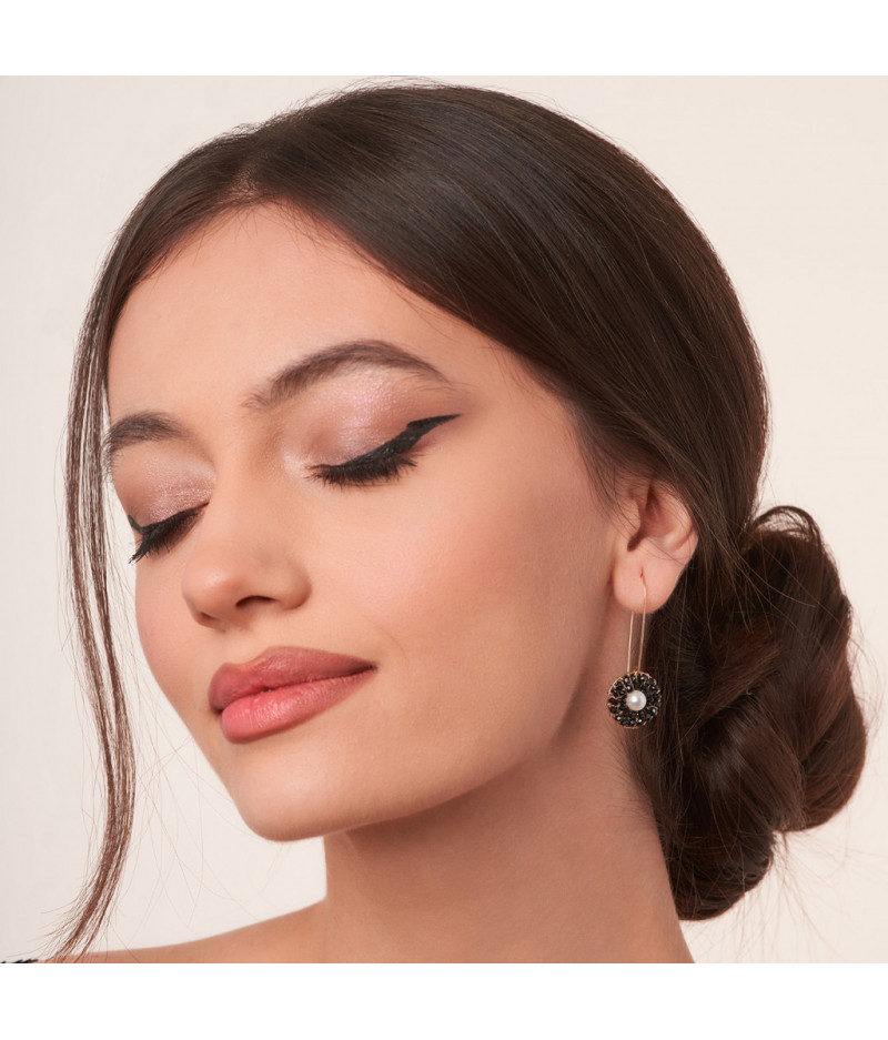 cercei Pendulum tesuti cu gold filled de 14k /20, perla si turmaline negre