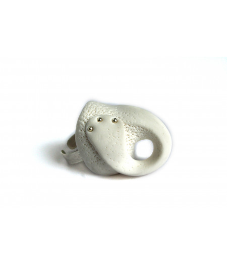 “Expression” white ring