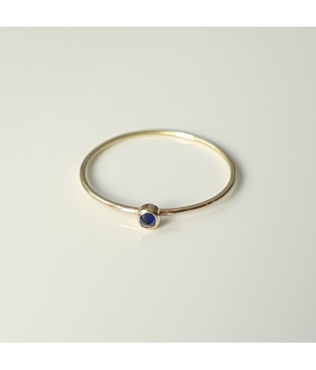 inel Essence of Blue din aur 18k cu safir albastru inversat